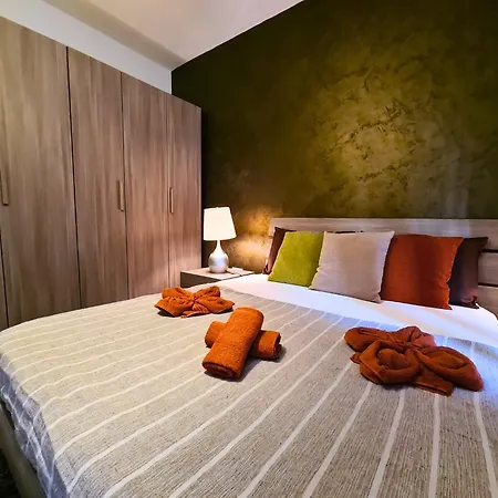 Lägenhet Supreme Seafront With Balcony In St.julian's *